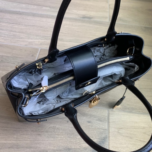 MICHAEL KORS ‘GRAMERCY’ SHOULDER BAG - Picture 9 of 9